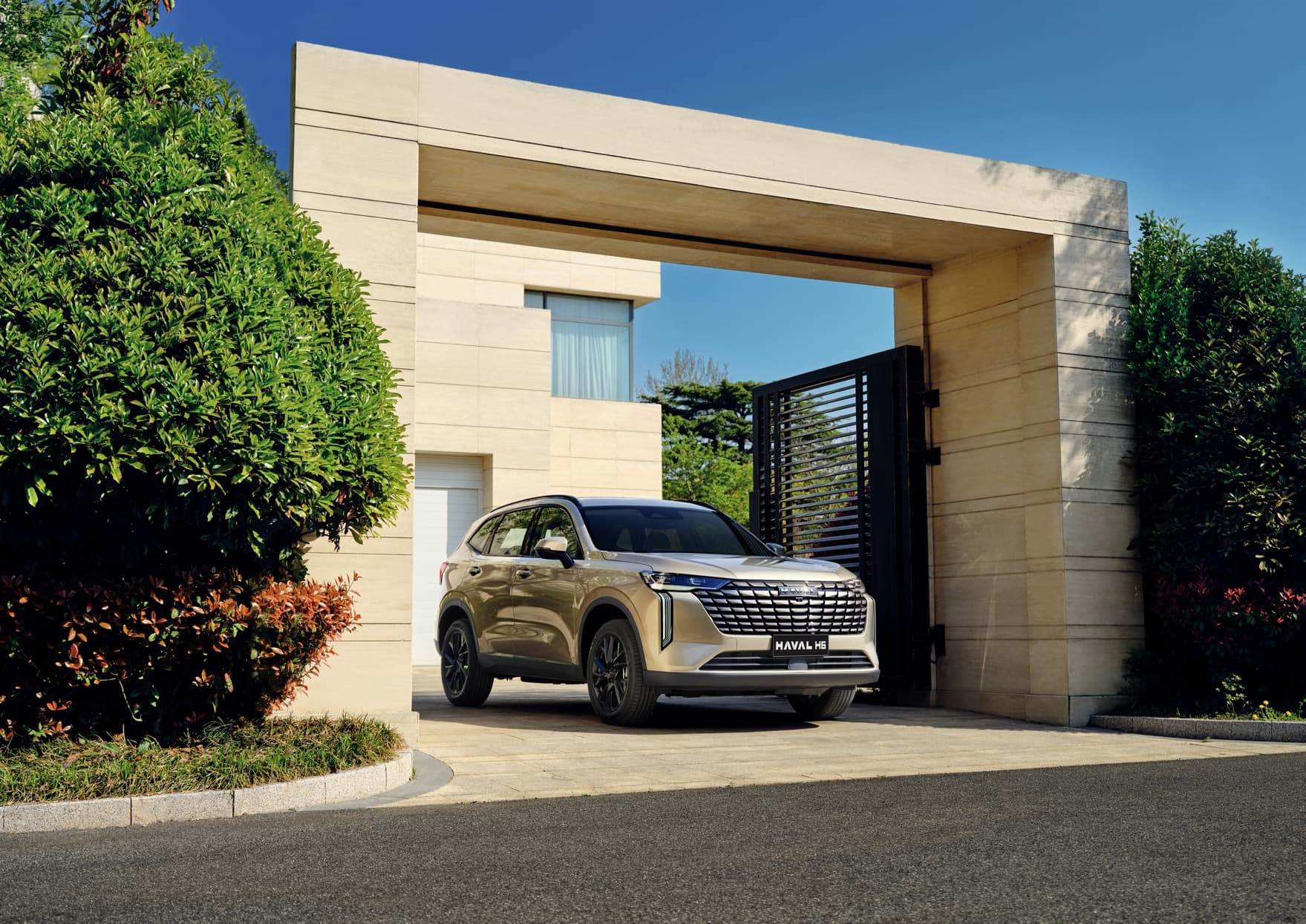 Exterior 5