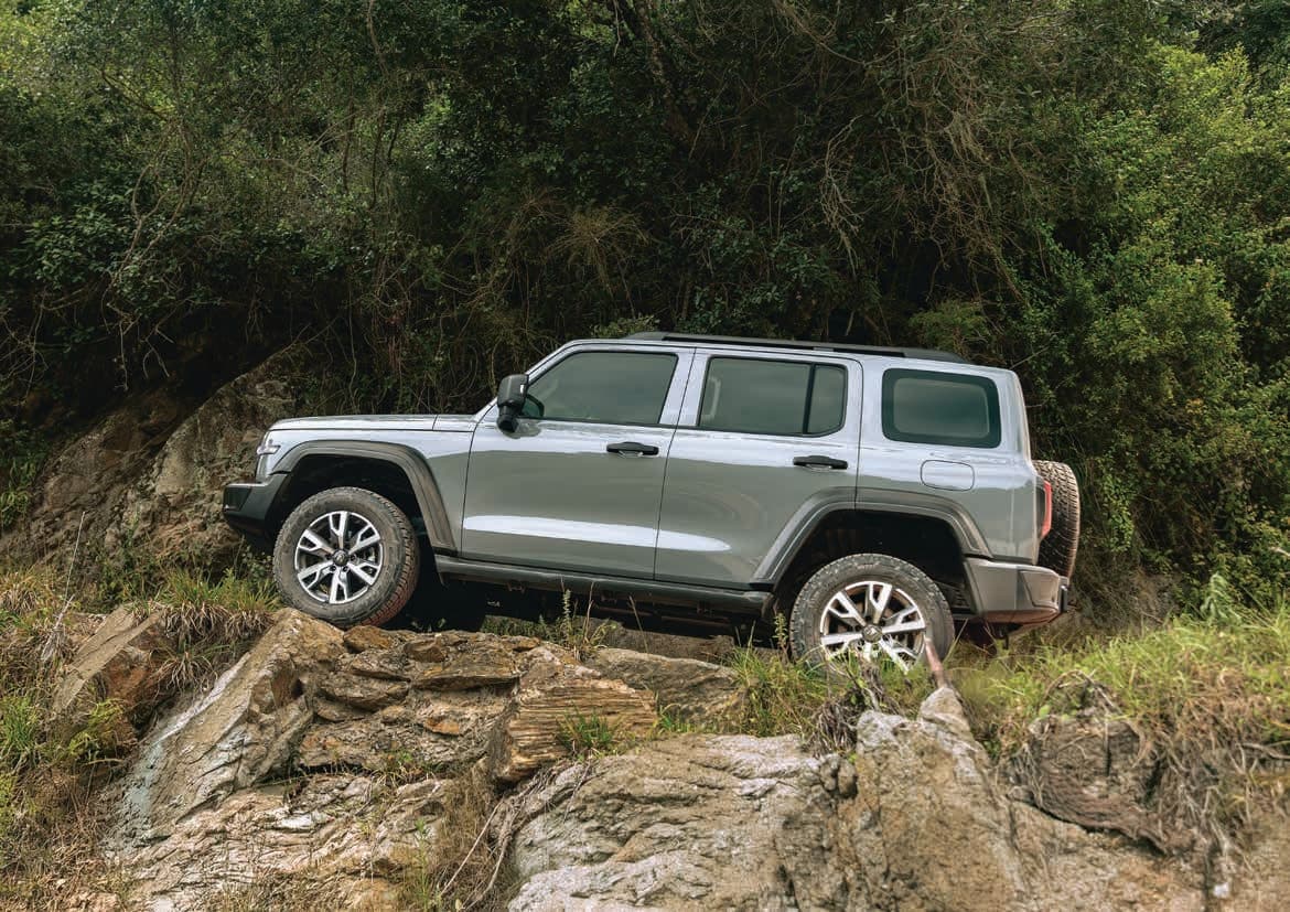 Exterior 5